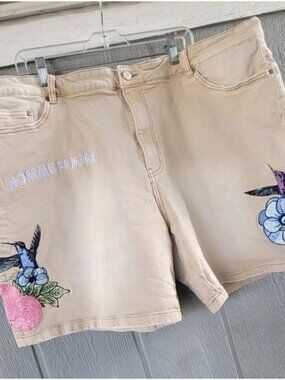 Homme + Femme Embroidered Hummingbird & Roses Tan Jean Short Men 44 Mineral Wash